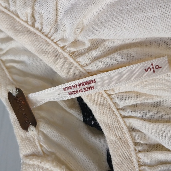 Free People Cream Dress with Black Floral Embroidery and Pockets, P2P 18 - Picture 6 of 9